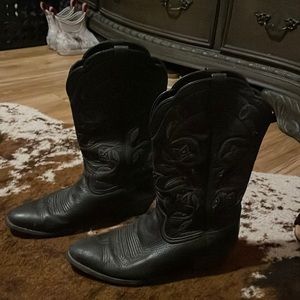 Black ariats cowgirl boots